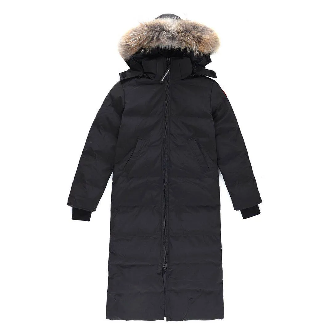 P760 Canada Goose Canada Goose #Mystique 3035LB extended parka down jacket/22 styles #women# ➖ Genuine synchronous anti-counterfeiting chip sensor! ➖ Imported 21-count polyester-cotton blended original fabric [last year’s 16-count/18-count hard fabrics have been completely eliminated, this year all use 21-count genuine synchronous fabrics, the soft mid-strap feels delicate and textured], genuine synchronous Feather-Light 10D waterproof coating fabric, made of 84.5 polyester fiber and 15.5 cotton, 100% the best feel in the entire network! ➖ The genuine official website is synchronized with the international standard 90 velvet! ➖ Using the best nylon lining with double double-layer sealing design, velvet-proof No. 7 needle + grid-filled down ready-made garments, there is 100% no so-called velvet running! ➖ The cuffs are designed with thickened seamless threads, and the collar and pockets are lined with top-quality polar fleece to keep you warm and comfortable! ➖ Yoshida YKK provides original custom-made electroplated sliders. YKK two-way lockable zippers are tight and smooth and will not peel off paint! ➖ 3M composite guarantees that the Velcro is the same as the original, durable, and all accessories and hardware are custom-made! ➖ Imported BEHRINGER embroidery machine to customize the 10,000-needle embroidery logo, 98% of which can be reproduced to restore the original logo. You can check and compare on the official website! ➖ The fur collars are all made of large pieces of Western Canadian blue wolf hide, ensuring that each fur collar is 13-15cm wide!  ⛔No slander, no exaggeration, professionalism because of focus!  SIZE: Purchasing agent grade: S M L [Attached: size chart] SIZE: Genuine grade: XXS XS S M L XL [Attached: size chart]